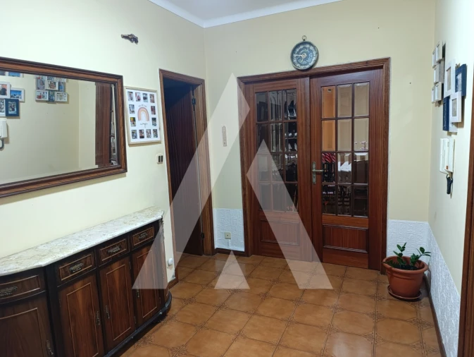 Apartamento T3 para Venda em Darque Foto 2