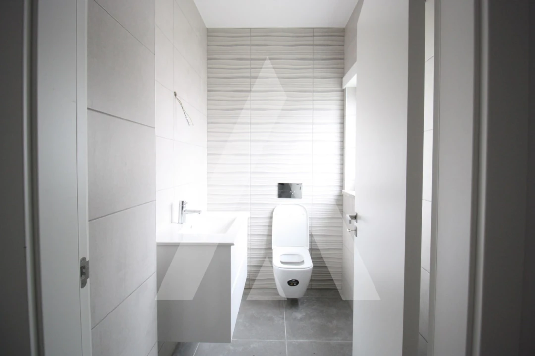 Moradia T3 para Venda em Abraveses Foto 15