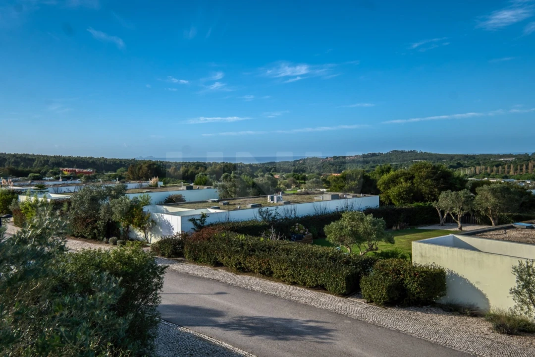 Moradia T4 para Venda em Vau Foto 40