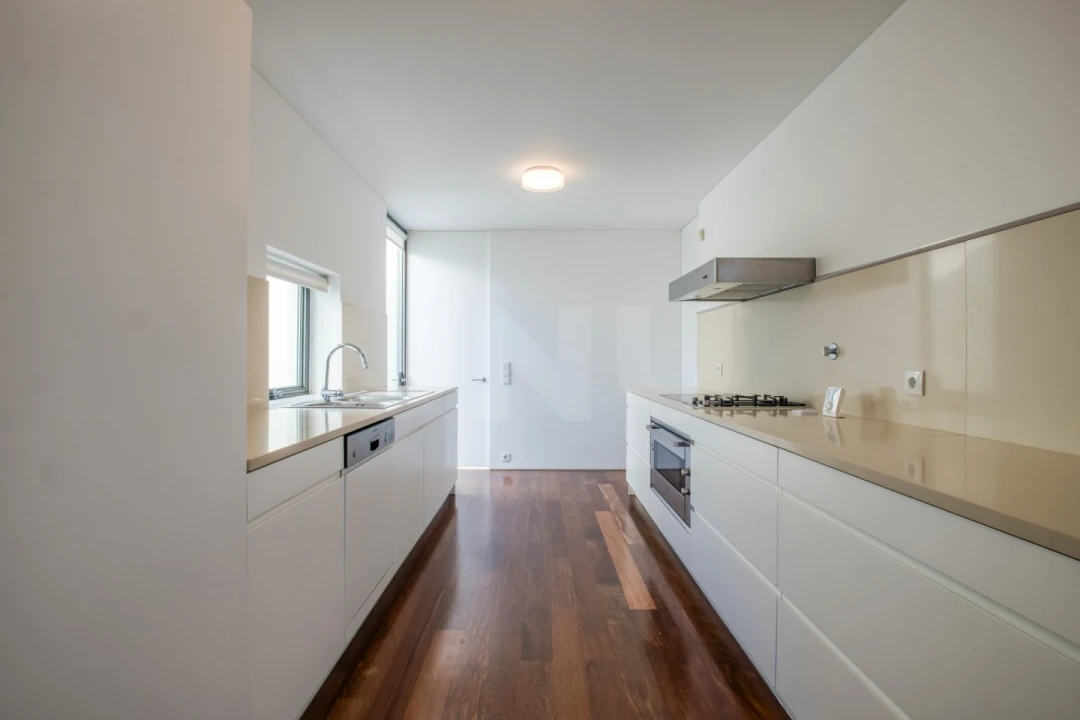 Moradia T4 para Venda em Vau Foto 5