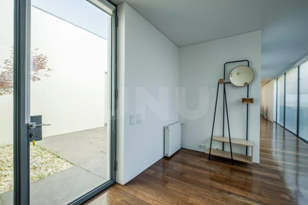 Moradia T4 para Venda em Vau Foto 15