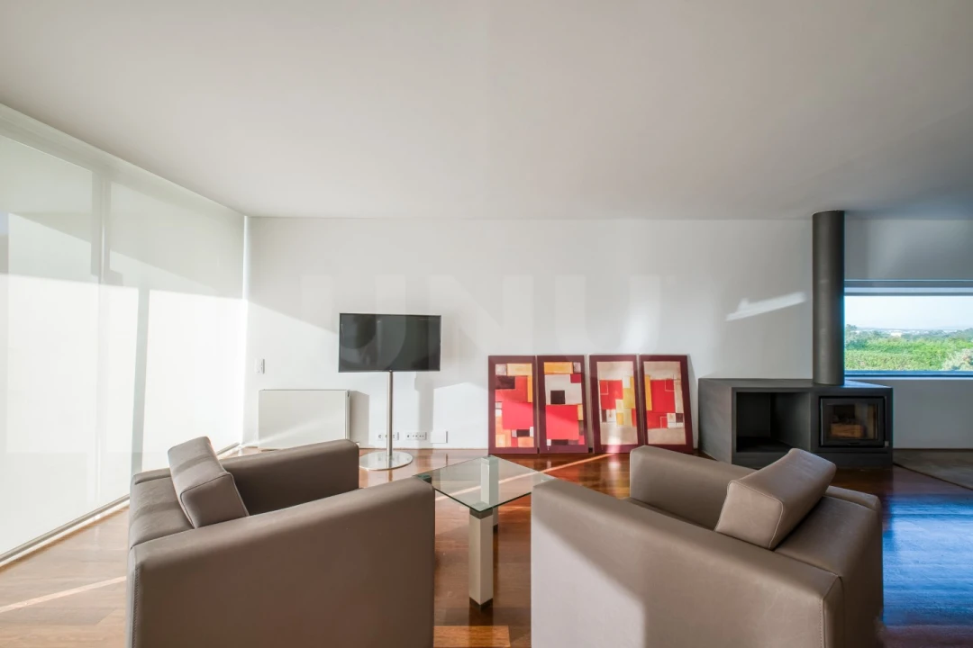 Moradia T4 para Venda em Vau Foto 16