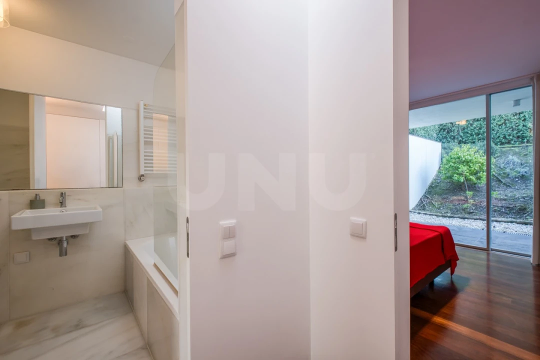 Moradia T4 para Venda em Vau Foto 30