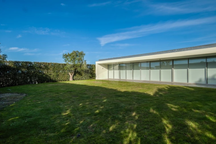 Moradia T4 para Venda em Vau Foto 1