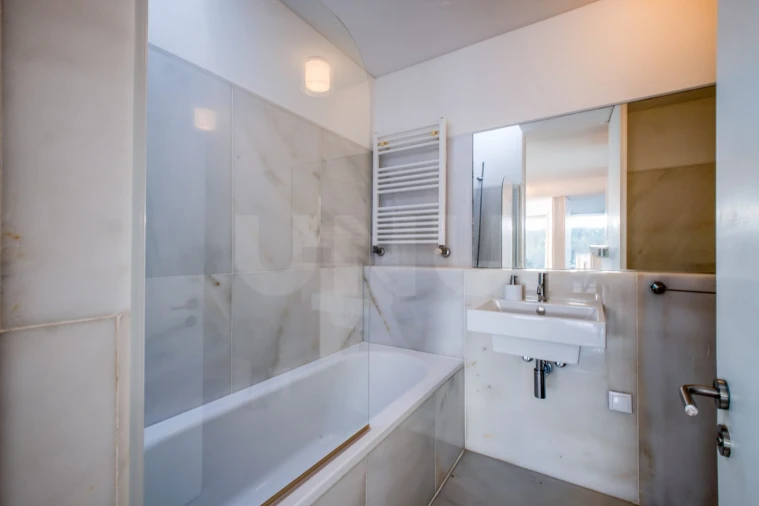 Moradia T4 para Venda em Vau Foto 32