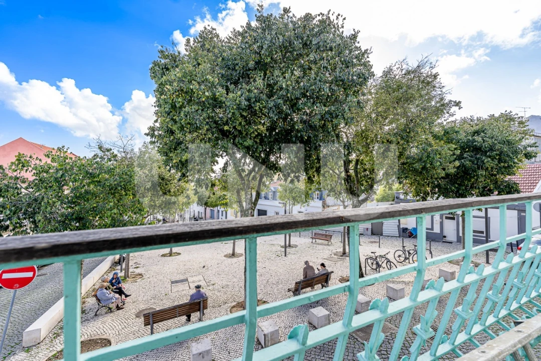 Moradia T2 para Arrendamento em Ajuda Foto 19