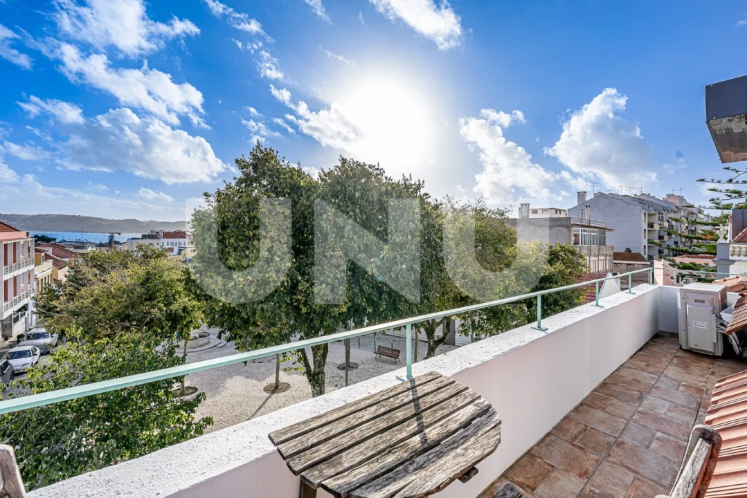 Moradia T2 para Arrendamento em Ajuda Foto 28