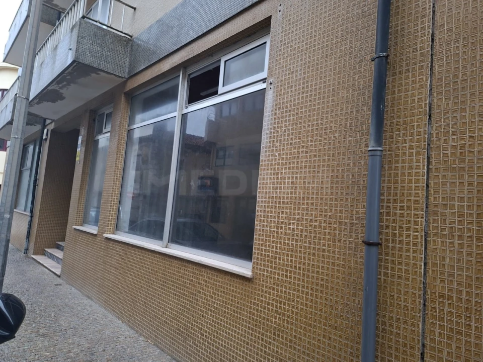 Loja para Venda em Póvoa de Varzim, Beiriz e Argivai Foto 10