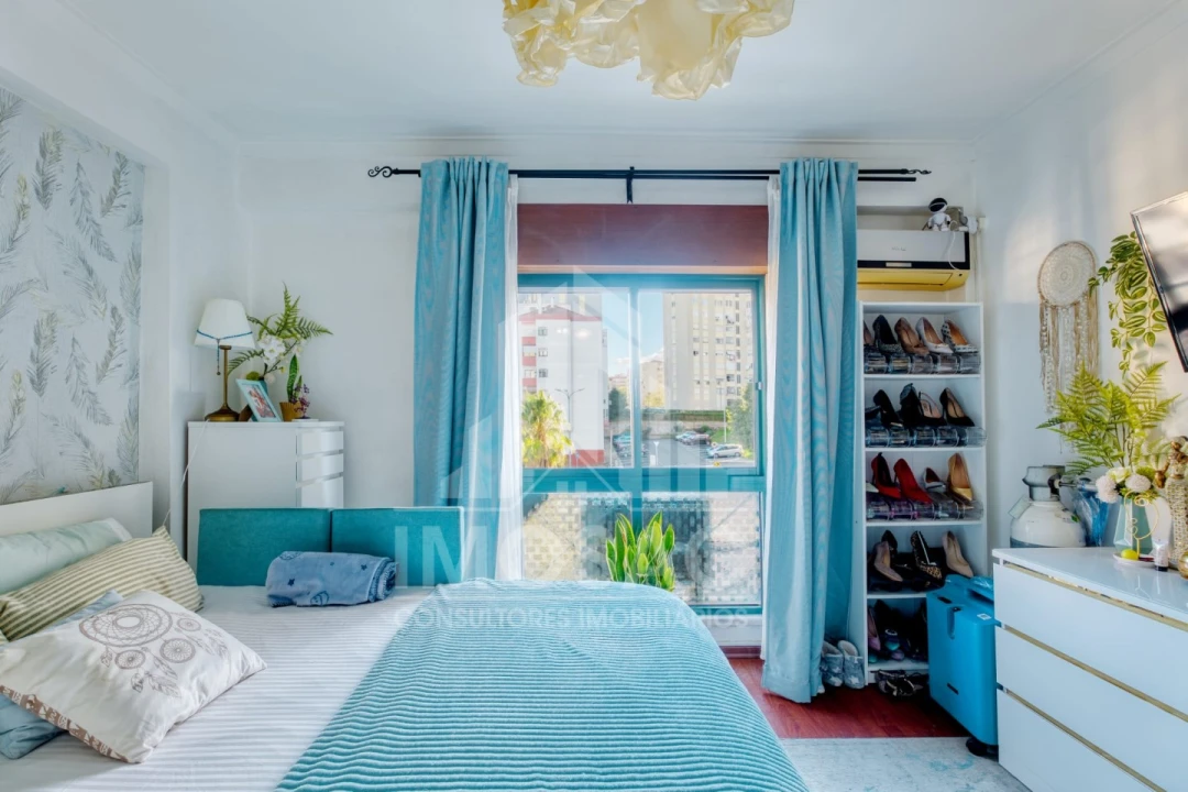 Apartamento T2 para Venda em Santo António dos Cavaleiros e Frielas Foto 23