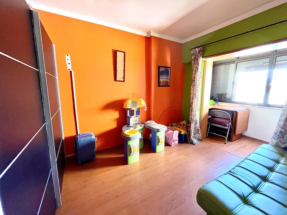Apartamento T3 para Venda em Laranjeiro e Feijó Foto 21