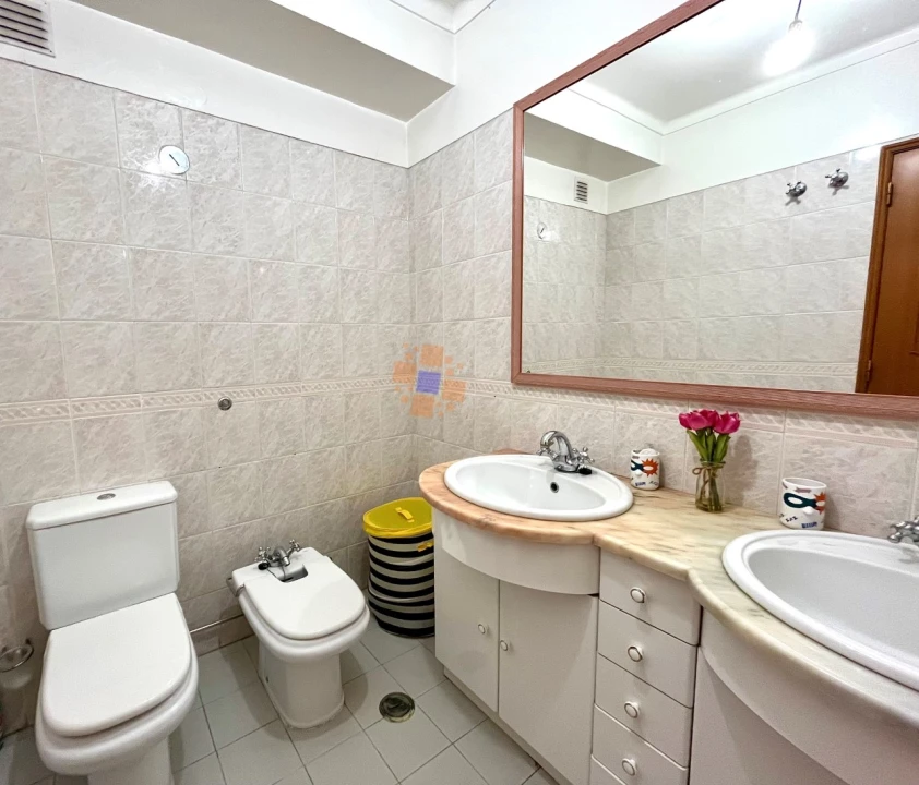 Apartamento T3 para Venda em Laranjeiro e Feijó Foto 24