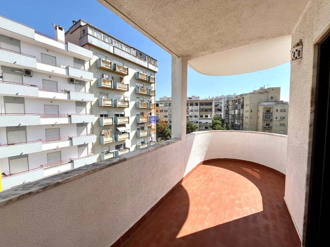 Apartamento T3 para Venda em Laranjeiro e Feijó Foto 5