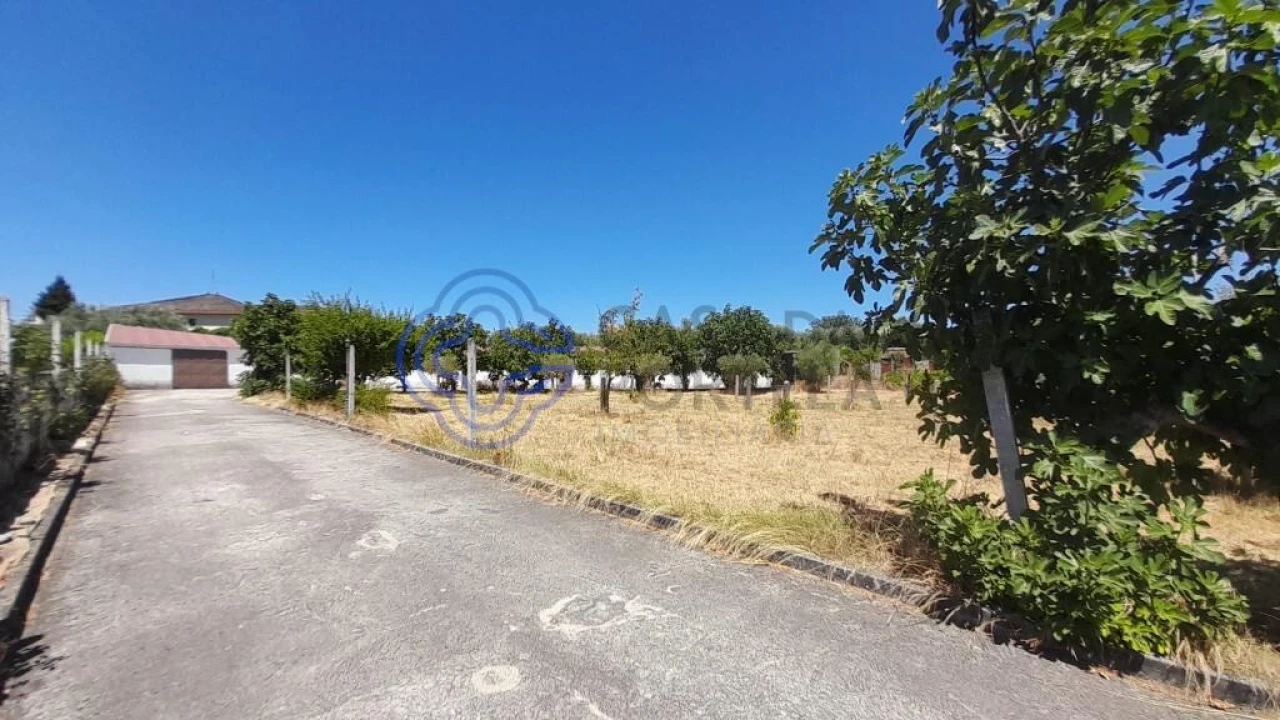 Moradia T5 para Venda em Três Povos Foto 15