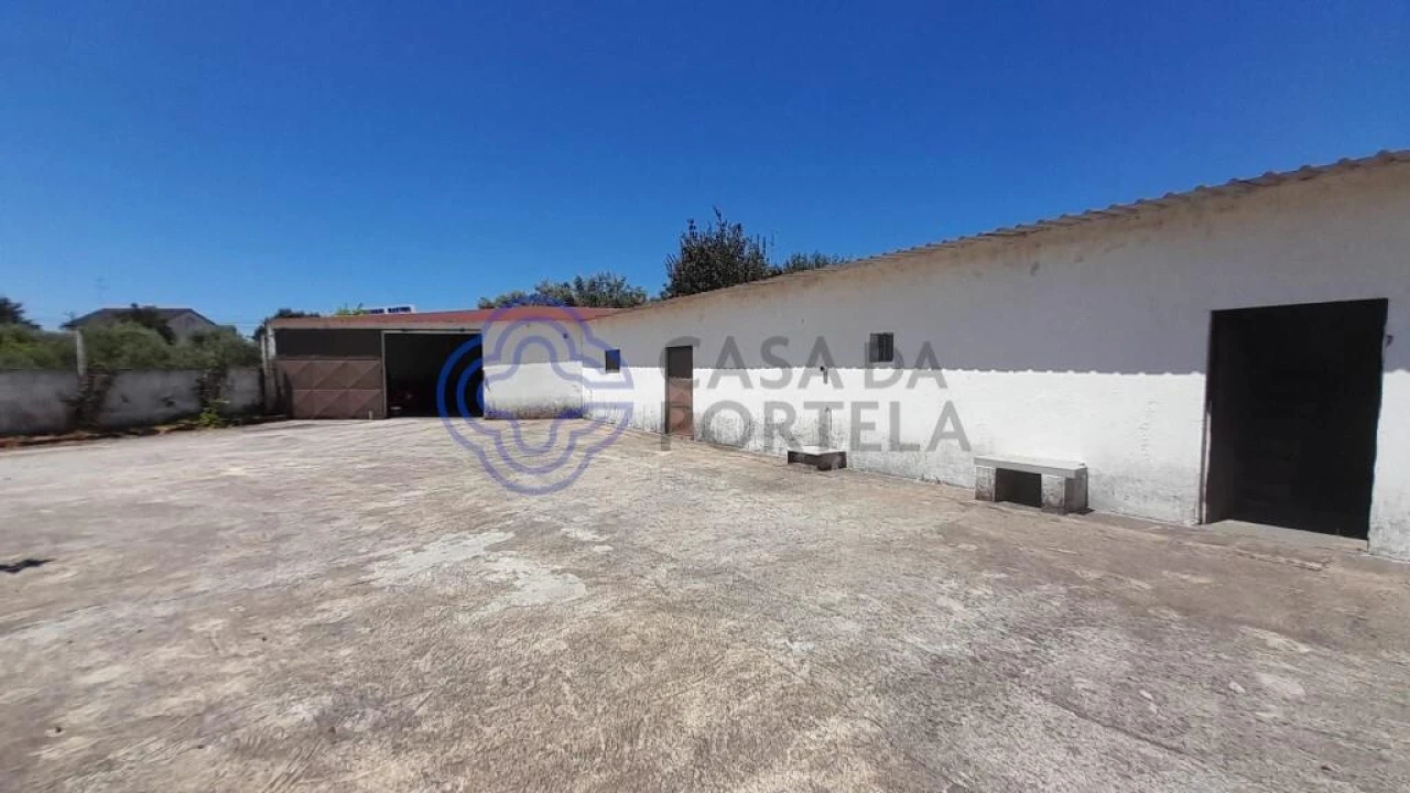 Moradia T5 para Venda em Três Povos Foto 17