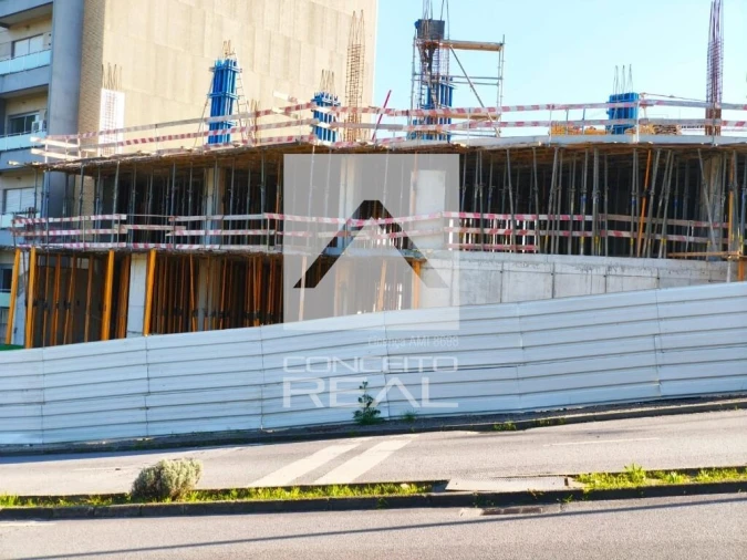 Apartamento T3 para Venda em Lordelo Foto 11