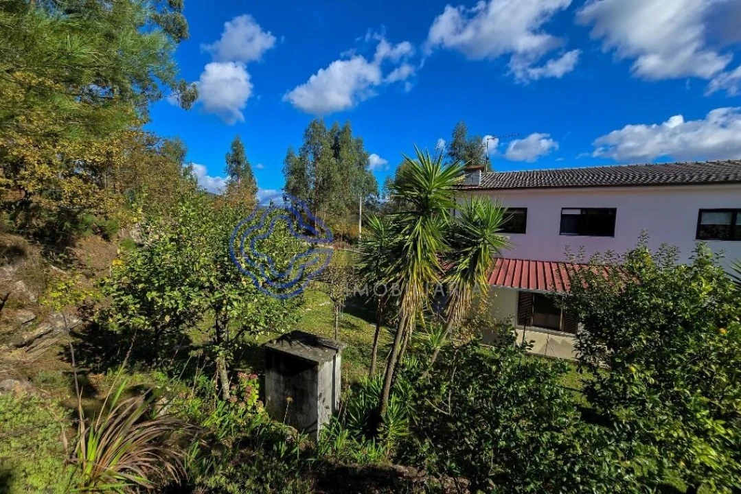 Moradia T3 para Venda em Selho São Lourenço e Gominhães Foto 11