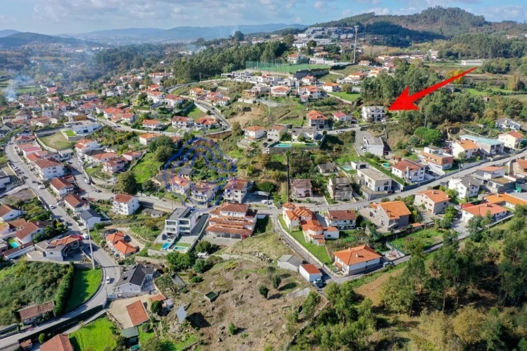 Moradia T3 para Venda em Selho São Lourenço e Gominhães Foto 51