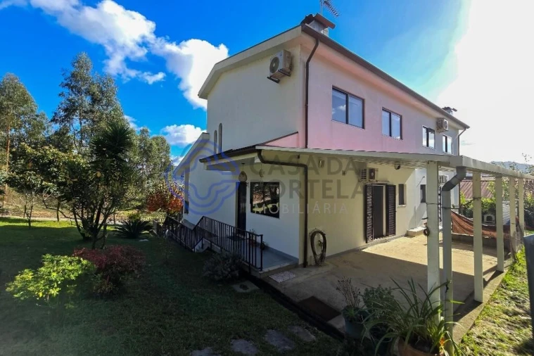 Moradia T3 para Venda em Selho São Lourenço e Gominhães Foto 13