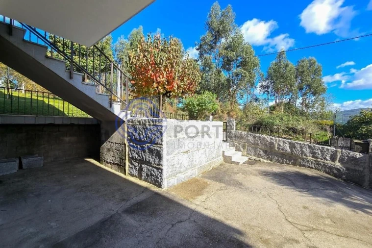 Moradia T3 para Venda em Selho São Lourenço e Gominhães Foto 7