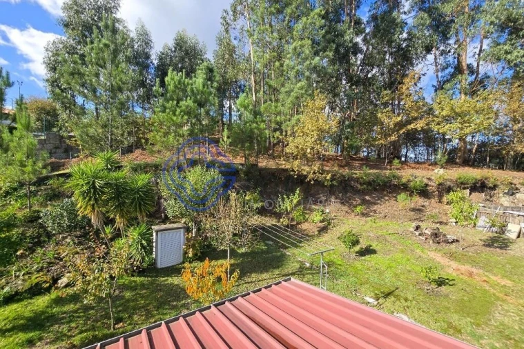 Moradia T3 para Venda em Selho São Lourenço e Gominhães Foto 39