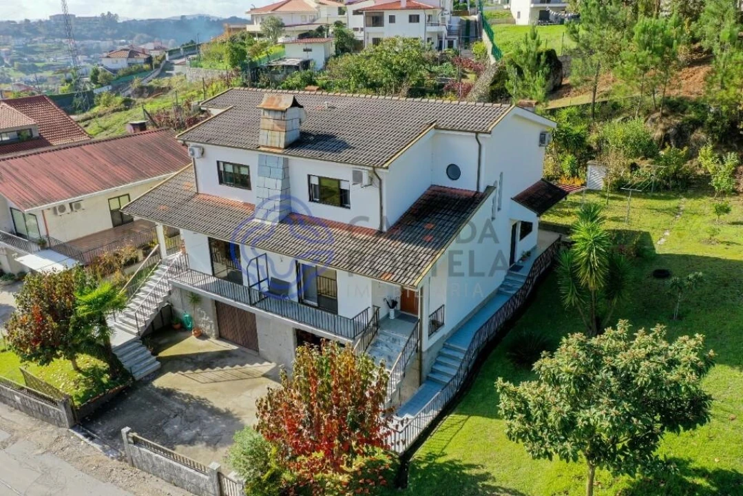 Moradia T3 para Venda em Selho São Lourenço e Gominhães Foto 46