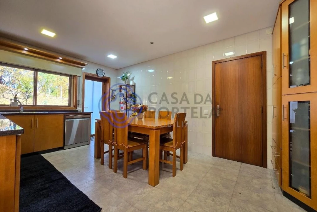 Moradia T3 para Venda em Selho São Lourenço e Gominhães Foto 27