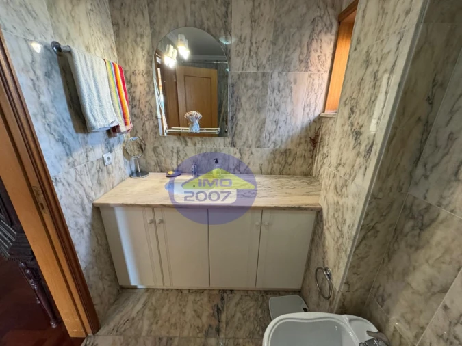 Apartamento T2 para Venda em Paços de Brandão Foto 26