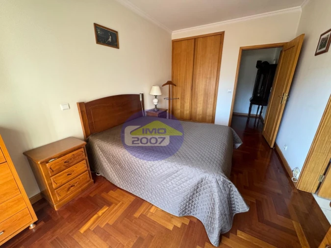 Apartamento T2 para Venda em Paços de Brandão Foto 28