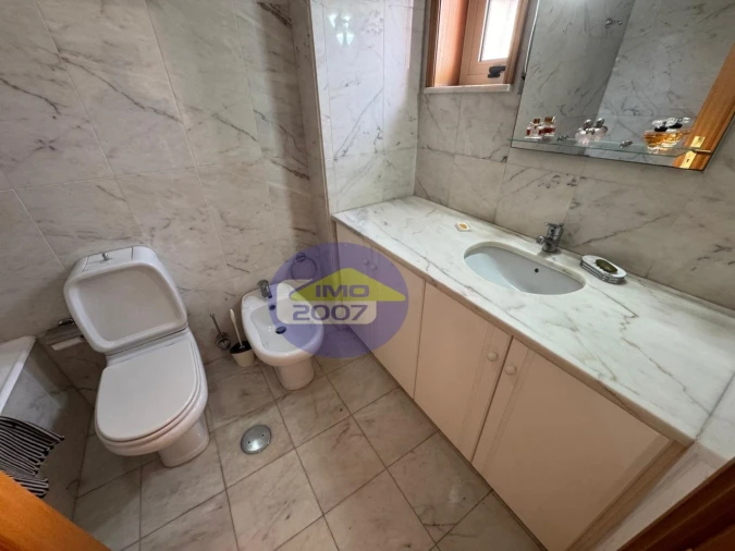 Apartamento T2 para Venda em Paços de Brandão Foto 34