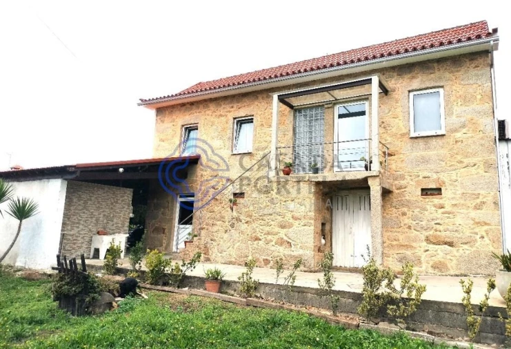 Moradia T3 para Venda em Silva Escura e Dornelas Foto 1