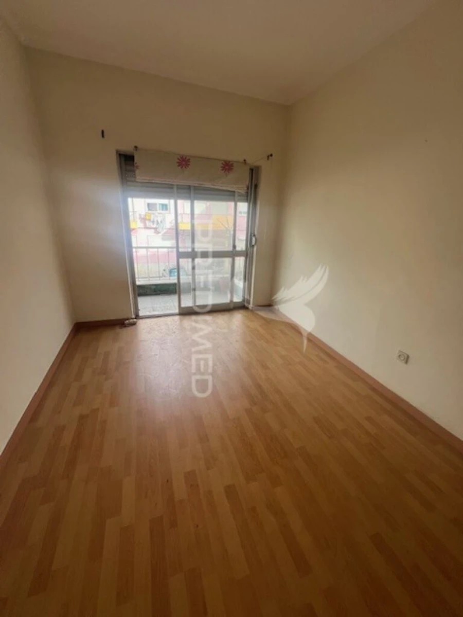 Apartamento T2 para Venda em Amora Foto 11