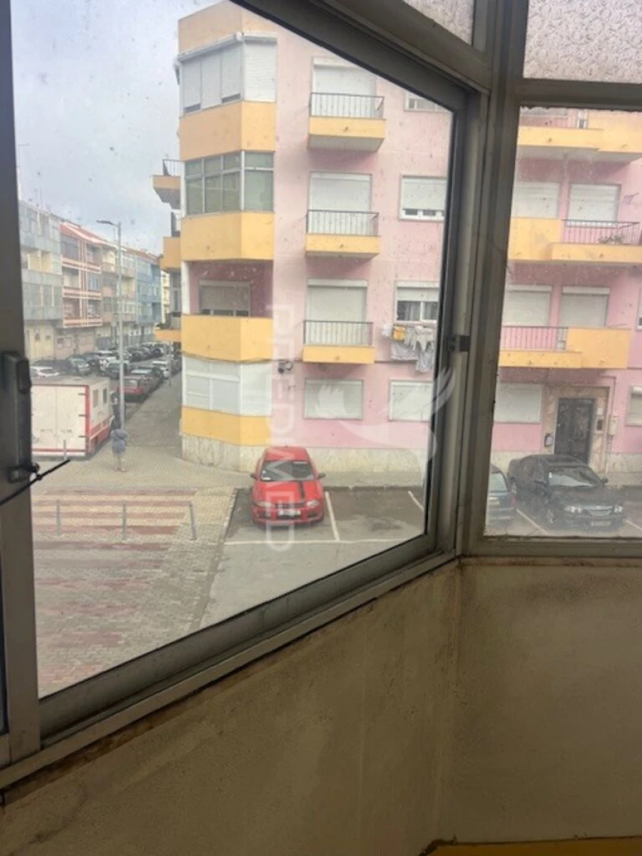 Apartamento T2 para Venda em Amora Foto 6