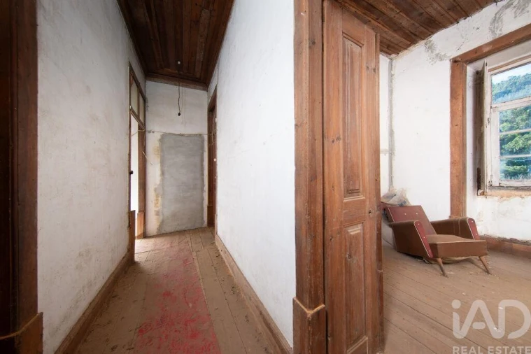 Moradia T6 para Venda em Ceira Foto 2