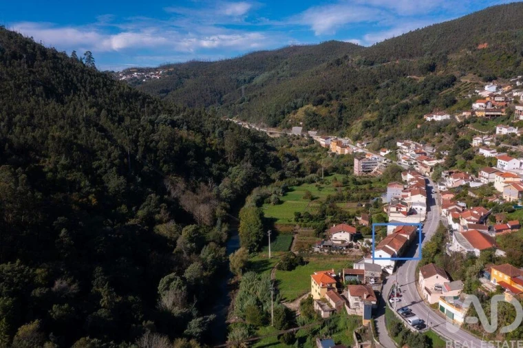 Moradia T6 para Venda em Ceira Foto 29