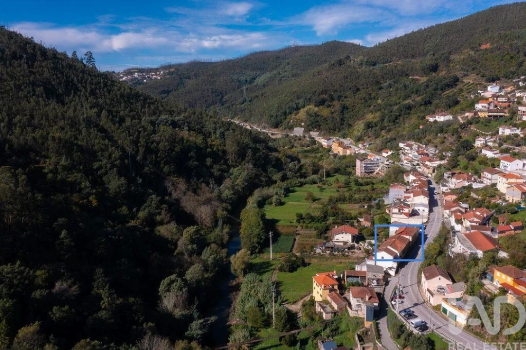 Moradia T6 para Venda em Ceira Foto 29