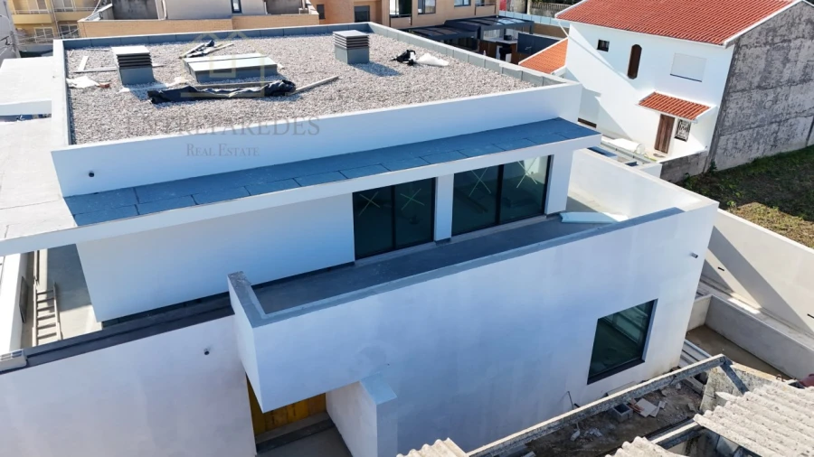 Moradia T4 para Venda em Canidelo Foto 6