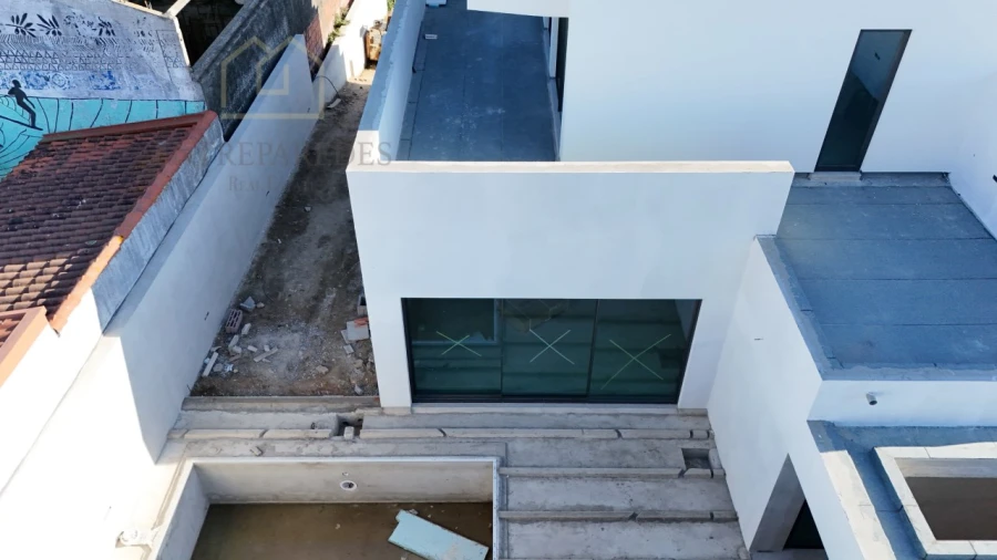 Moradia T4 para Venda em Canidelo Foto 10