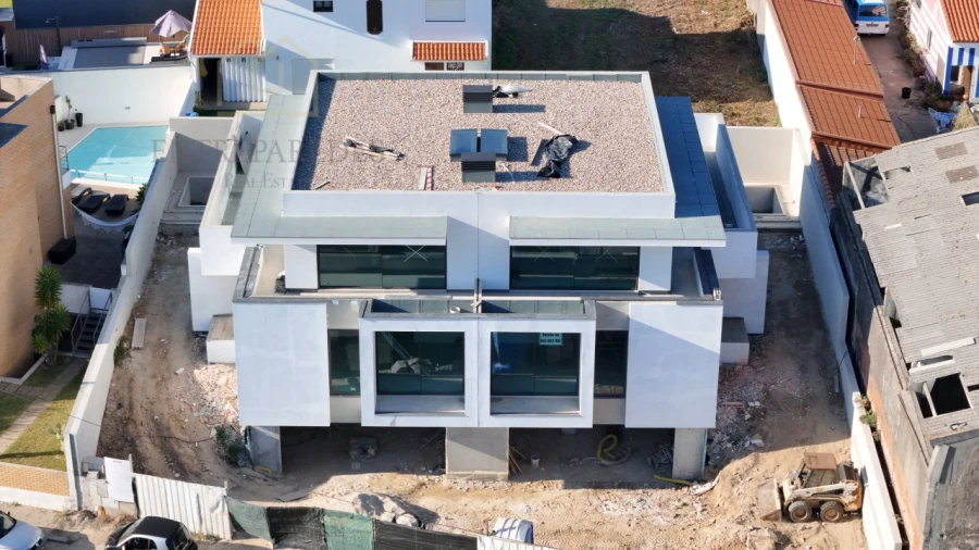 Moradia T4 para Venda em Canidelo Foto 17