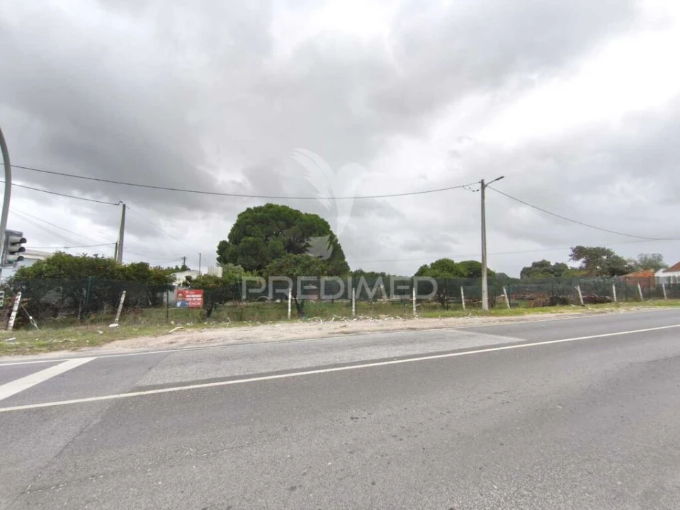 Terreno para Venda em Alhos Vedros Foto 13