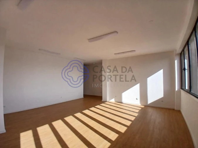 Escritório para Arrendamento em Cedofeita, Santo Ildefonso, Sé, Miragaia, São Nicolau e Vitória Foto 10