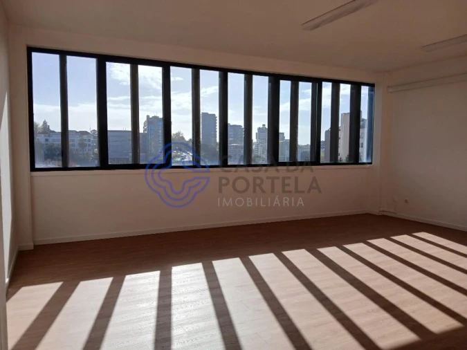 Escritório para Arrendamento em Cedofeita, Santo Ildefonso, Sé, Miragaia, São Nicolau e Vitória Foto 6