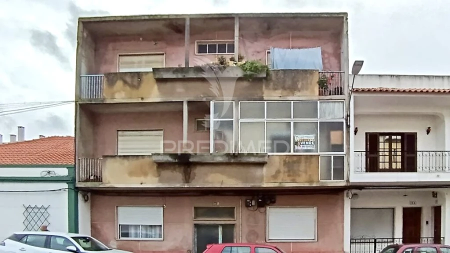 Prédio para Venda em Baixa da Banheira e Vale da Amoreira Foto 1