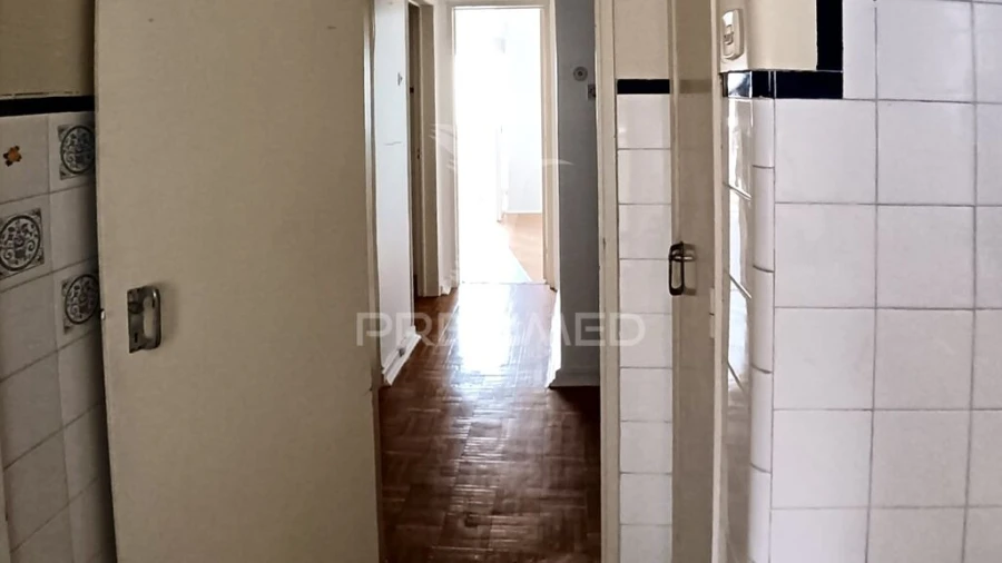 Prédio para Venda em Baixa da Banheira e Vale da Amoreira Foto 4