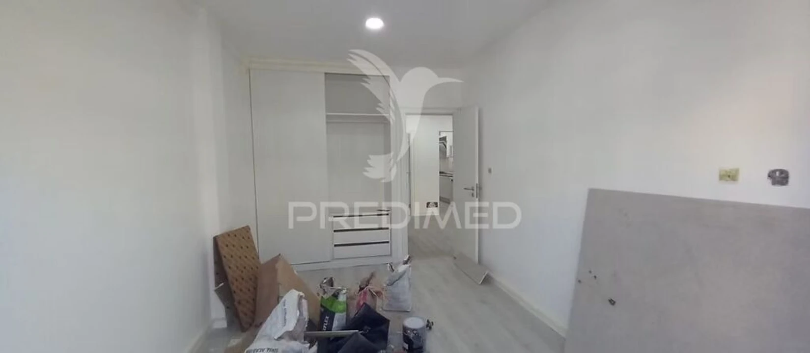 Apartamento T3 para Venda em Caparica e Trafaria Foto 4