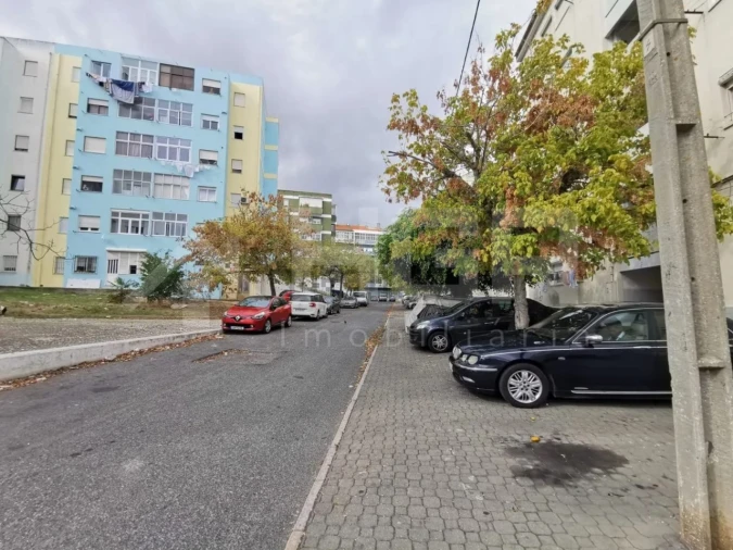 Apartamento T3 para Venda em Laranjeiro e Feijó Foto 20