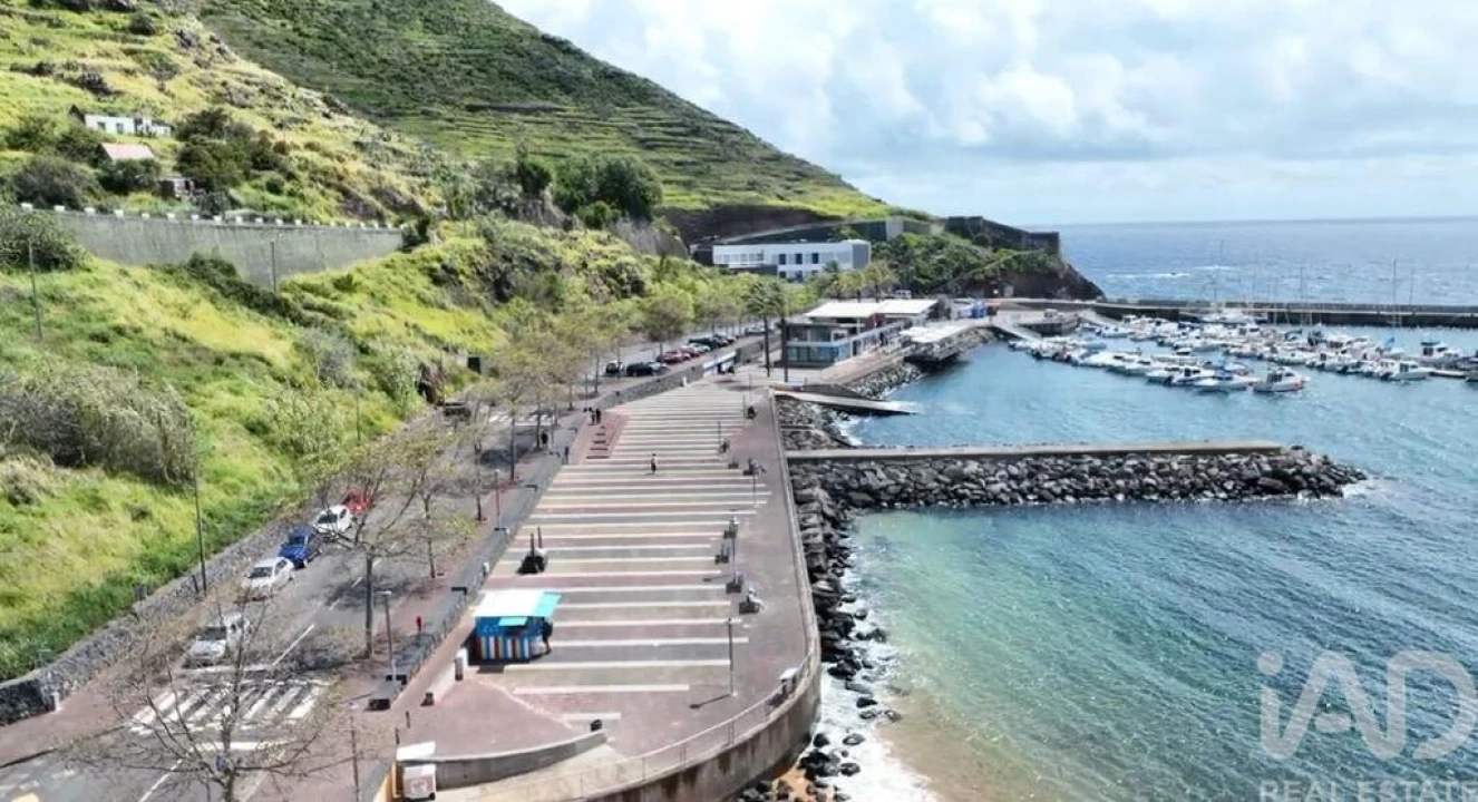 Terreno para Venda em Machico Foto 10