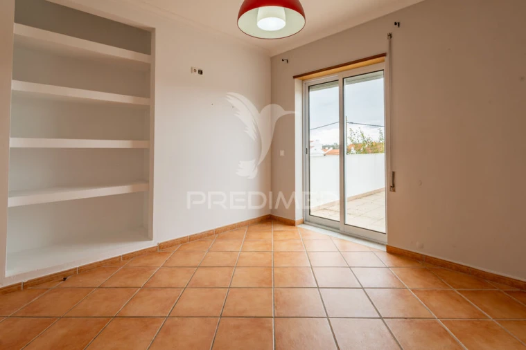 Moradia T4 para Venda em Bacelo e Senhora da Saúde Foto 17