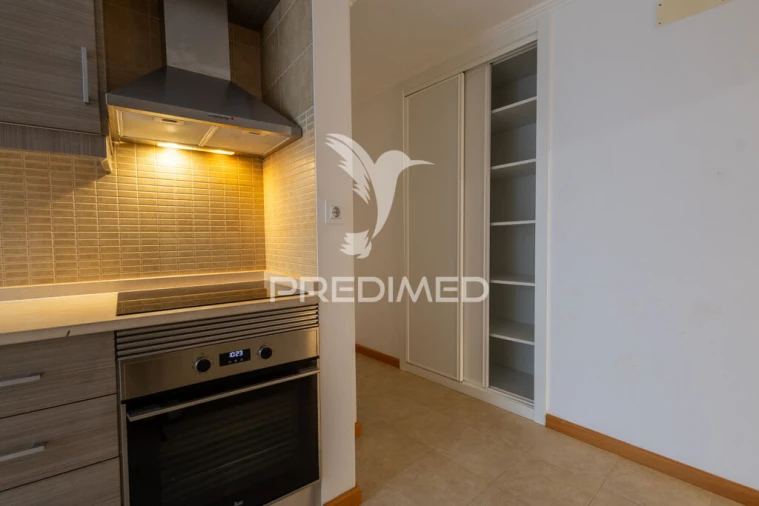 Apartamento T4 para Venda em Évora (São Mamede, Sé, São Pedro e Santo Antão) Foto 14