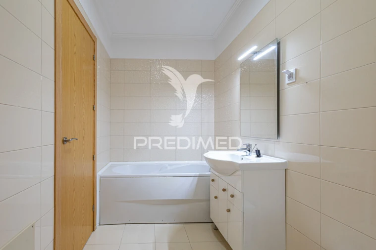 Apartamento T4 para Venda em Évora (São Mamede, Sé, São Pedro e Santo Antão) Foto 9