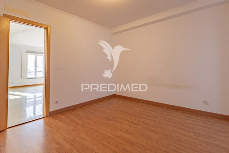 Apartamento T4 para Venda em Évora (São Mamede, Sé, São Pedro e Santo Antão) Foto 17